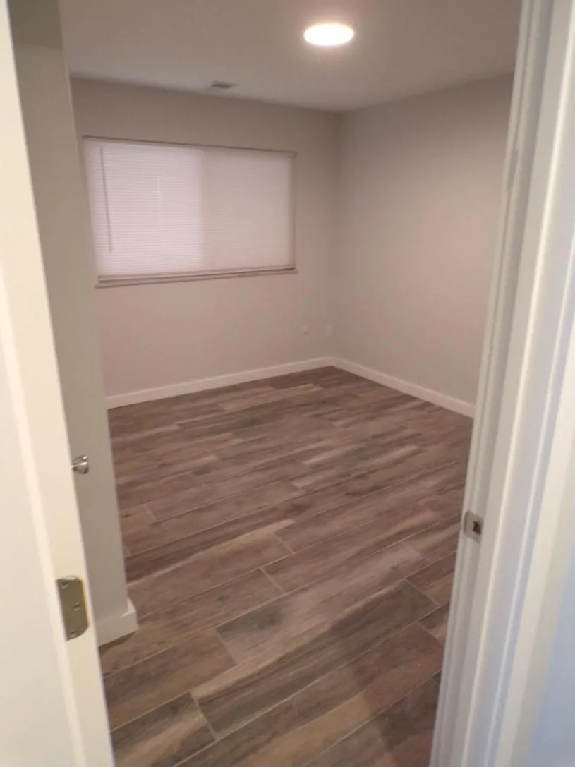 154 E Norwich Ave Renovated Unit 