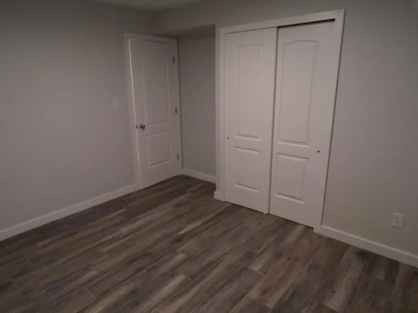 154 E Norwich Ave Renovated Unit 