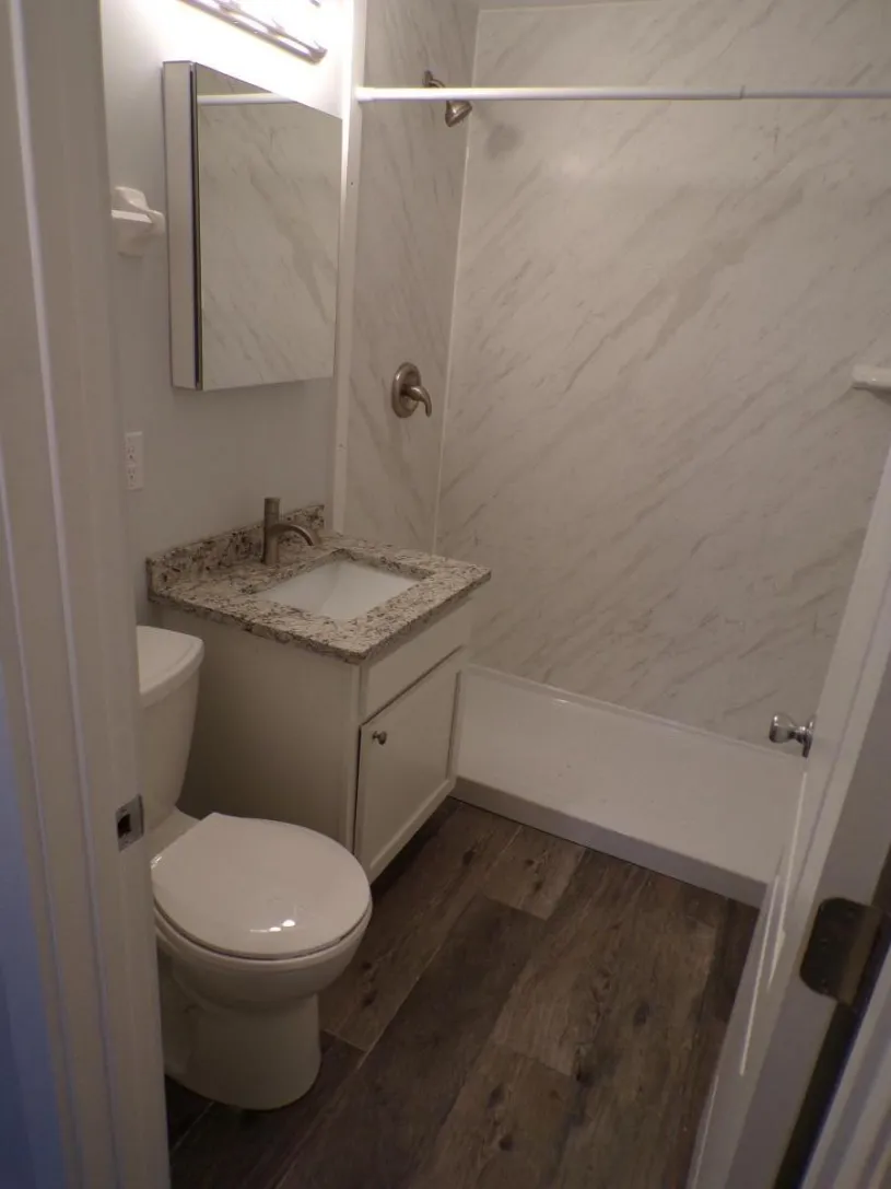 154 E Norwich Ave Renovated Unit 