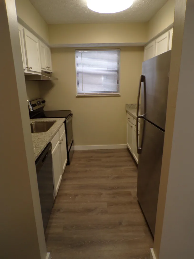 50 W Northwood Ave Apt C