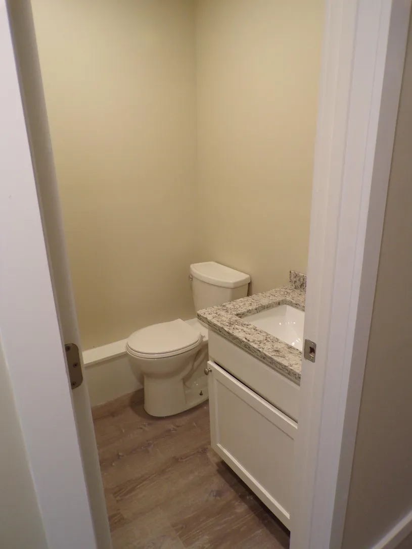 50 W Northwood Ave Apt C