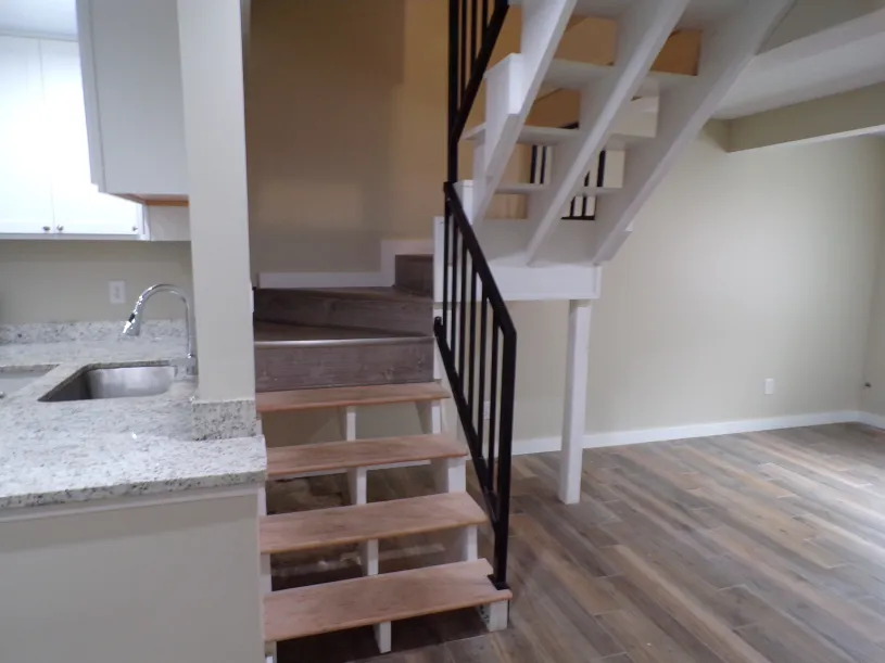 245 W Norwich Ave Apt B