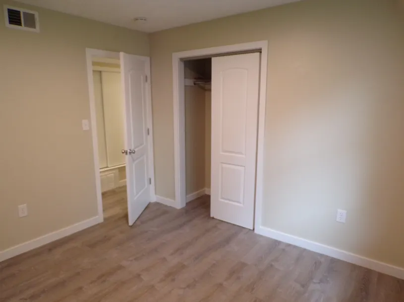 50 W Northwood Ave Apt C
