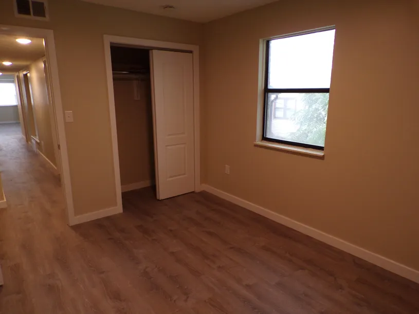 50 W Northwood Ave Apt C