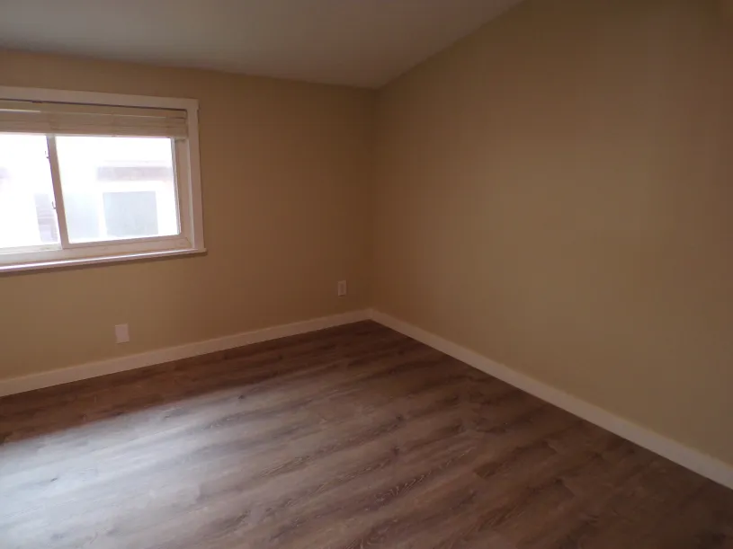 245 W Norwich Ave Apt B