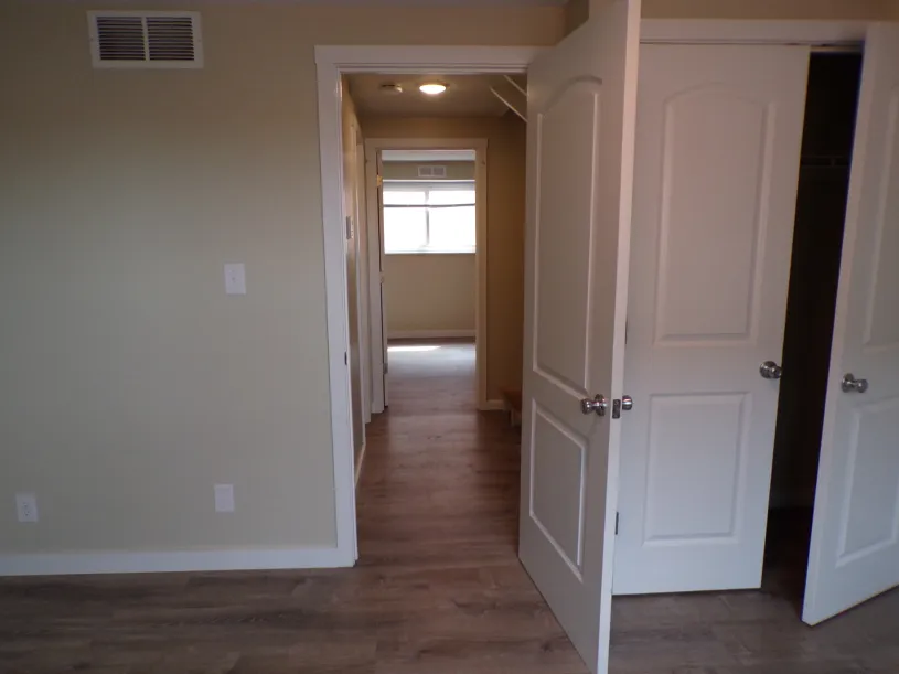 245 W Norwich Ave Apt E