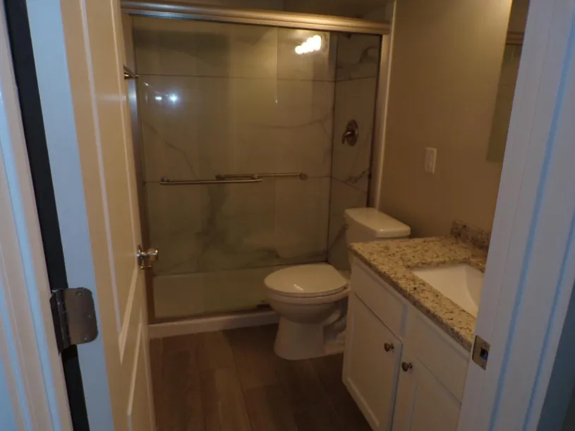 130 E Woodruff Ave Apt 1D 1 BR