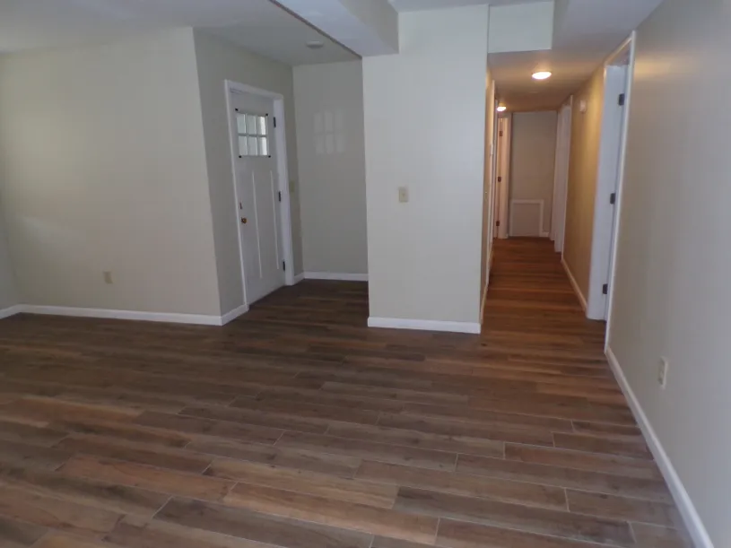114 E Norwich Ave Apt E
