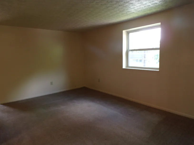 198 E 16th Ave Apt B6