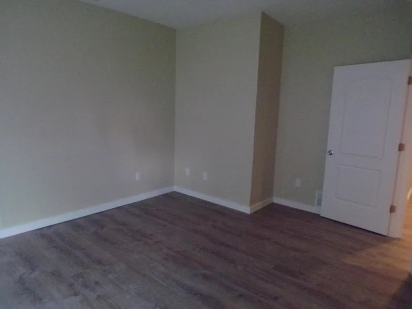 46 W 10th Ave Apt B ~ 5BR