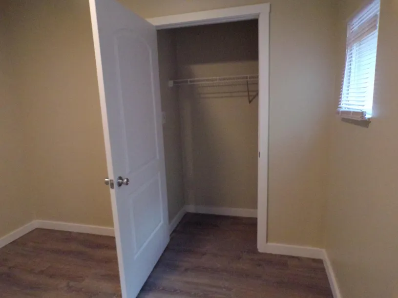 46 W 10th Ave Apt B ~ 5BR