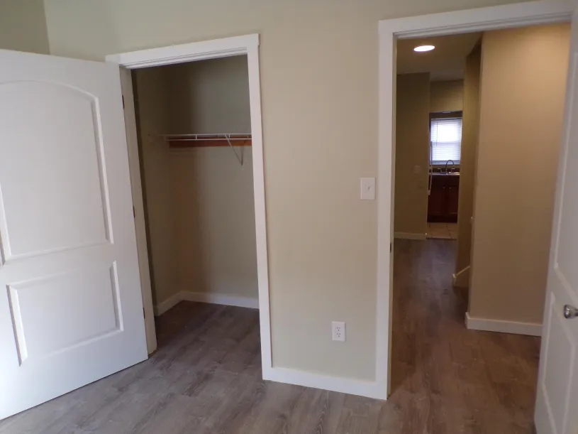 46 W 10th Ave Apt B ~ 5BR