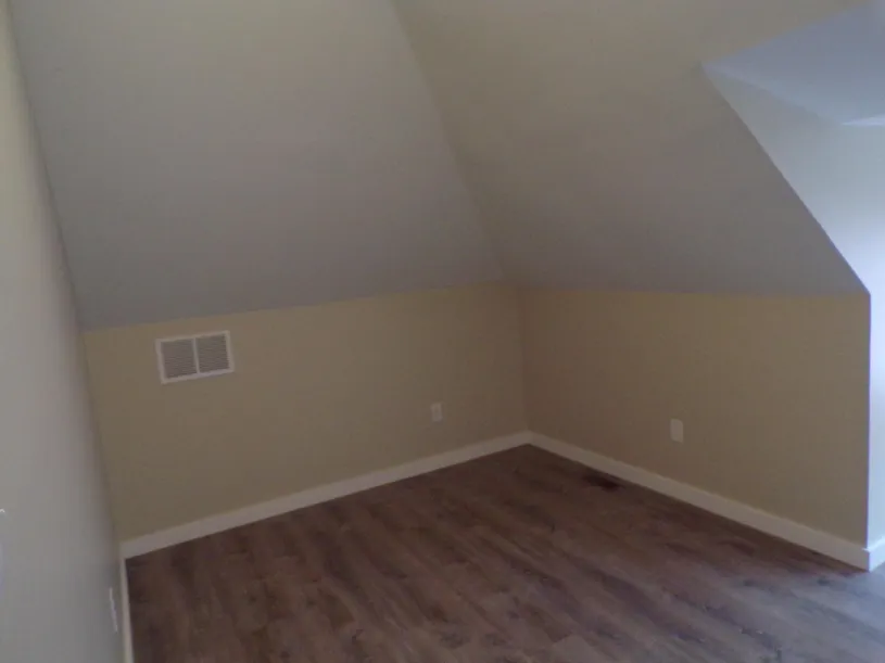46 W 10th Ave Apt B ~ 5BR