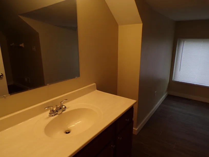 46 W 10th Ave Apt B ~ 5BR