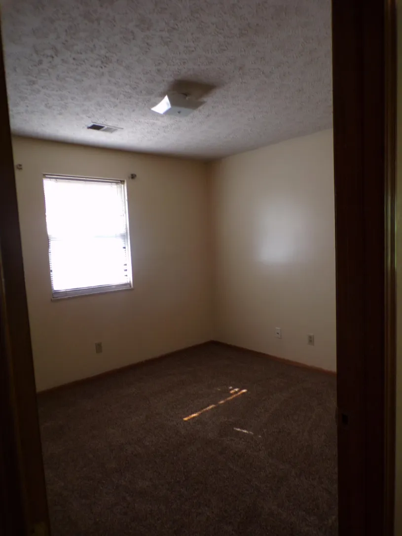 78 W 10th Ave Apt D ~ 4 Bedroom 