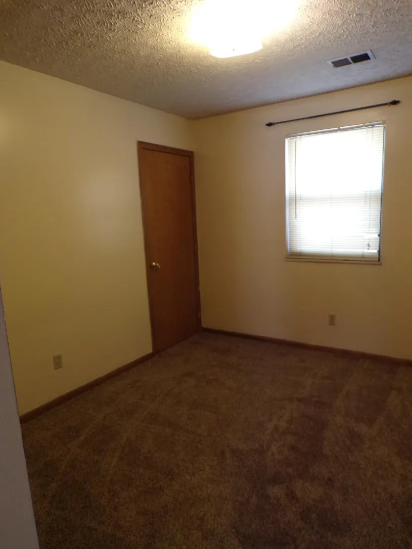 78 W 10th Ave Apt D ~ 4 Bedroom 