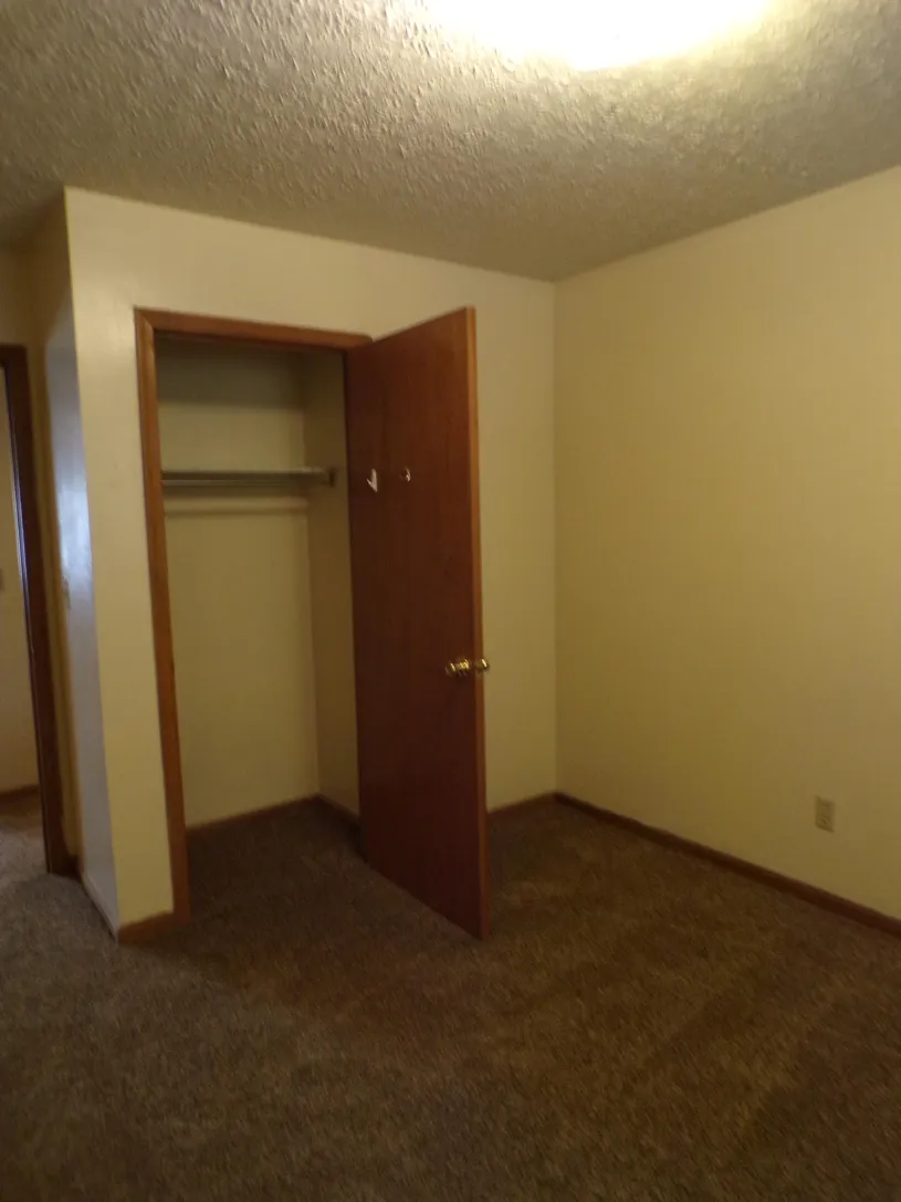 78 W 10th Ave Apt D ~ 4 Bedroom 