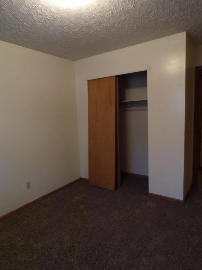78 W 10th Ave Apt D ~ 4 Bedroom 