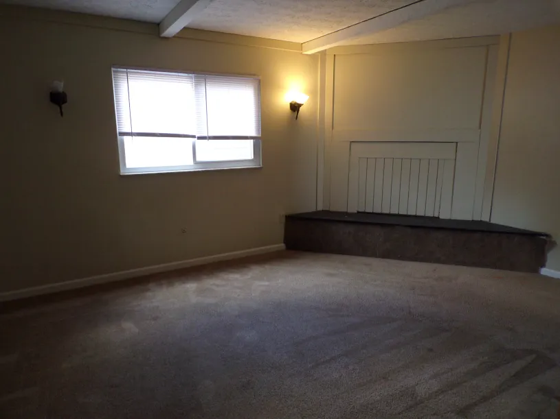 114 E Norwich Ave Apt B