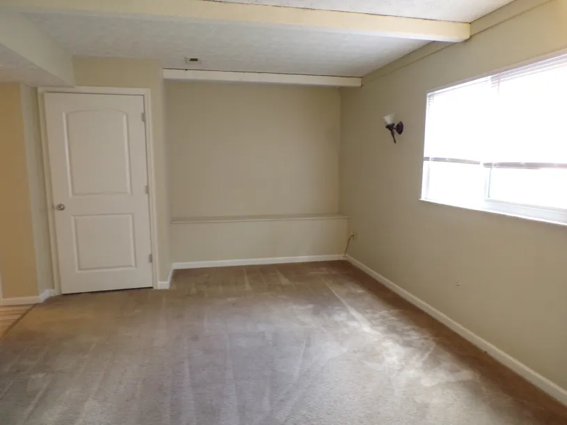 114 E Norwich Ave Apt B