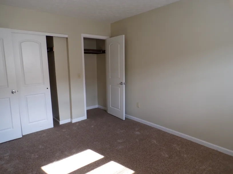 114 E Norwich Ave Apt B