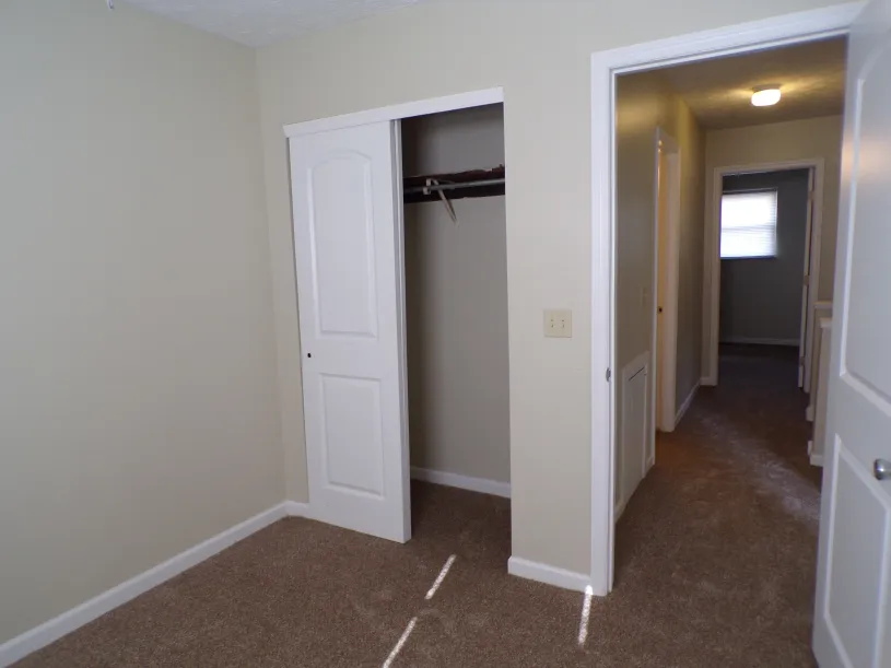 114 E Norwich Ave Apt B