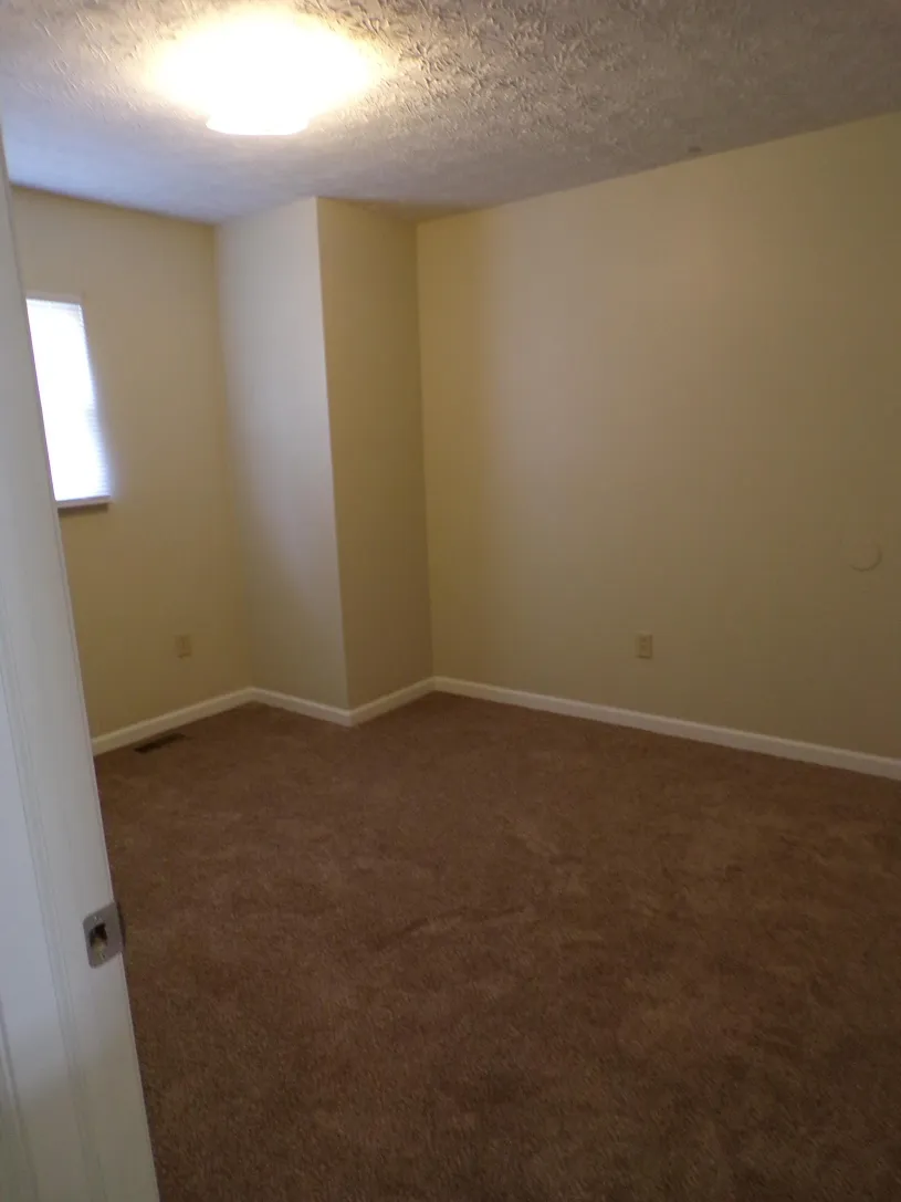 114 E Norwich Ave Apt B