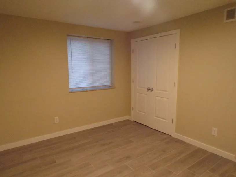 30 E Lane Ave Apt 102 ~ Renovated 