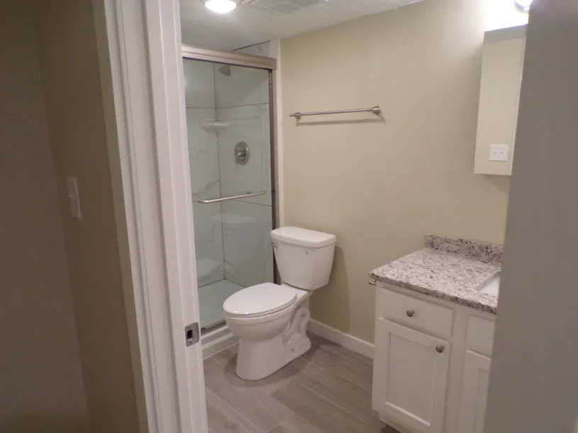 30 E Lane Ave Apt 102 ~ Renovated 