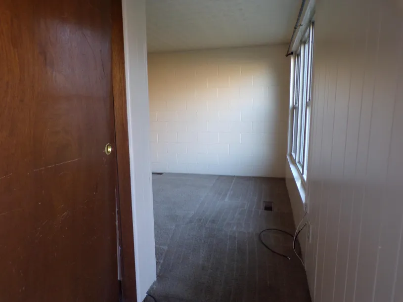 235 W Norwich Ave apt C ~ Only one available!