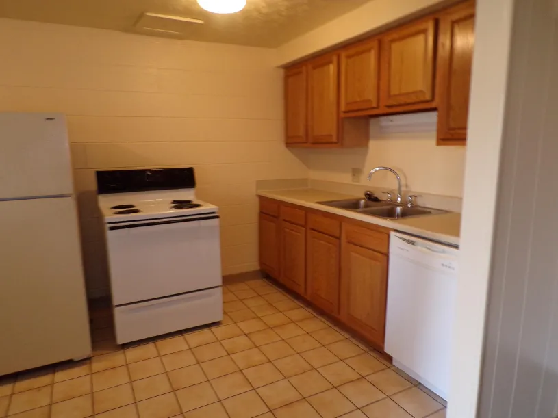 235 W Norwich Ave apt C ~ Only one available!