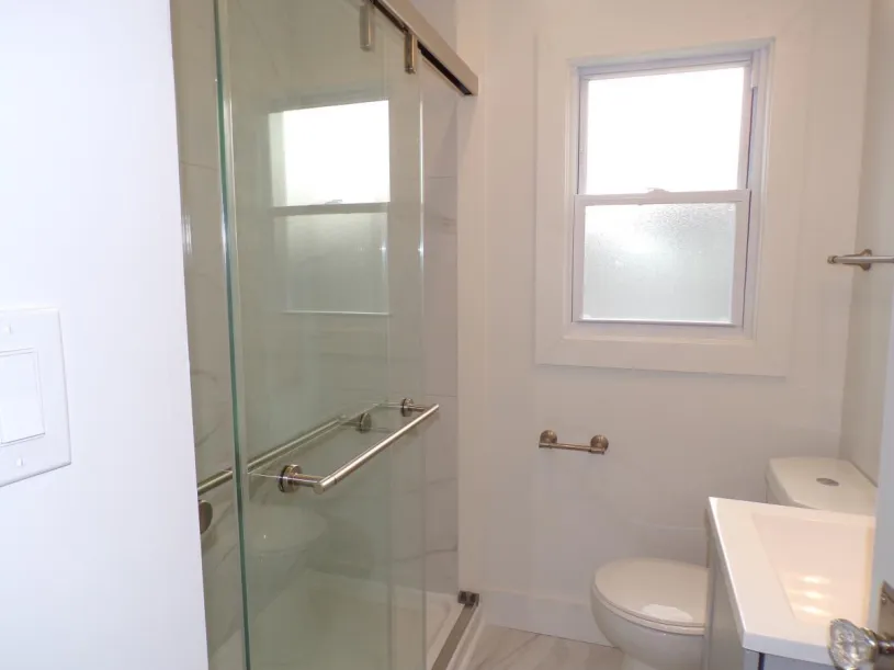 2689 1/2 Neil Ave ~ One Bedroom 