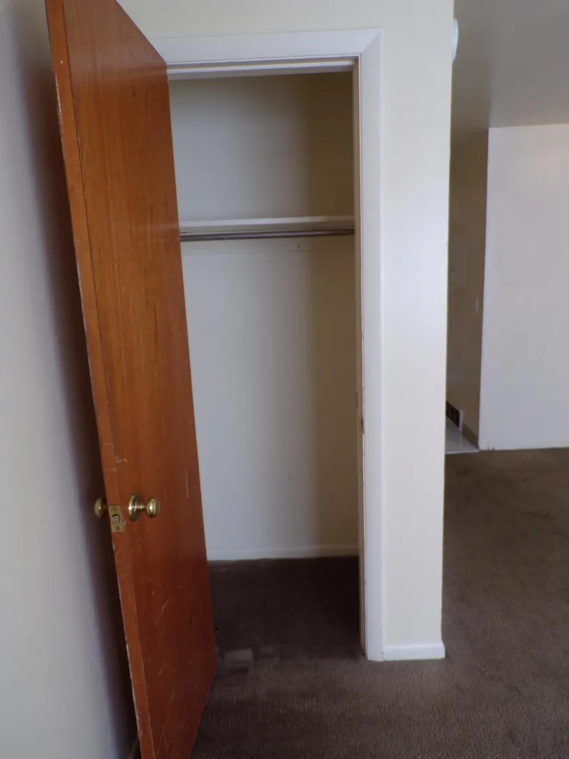 159 E Lane Ave Apt C