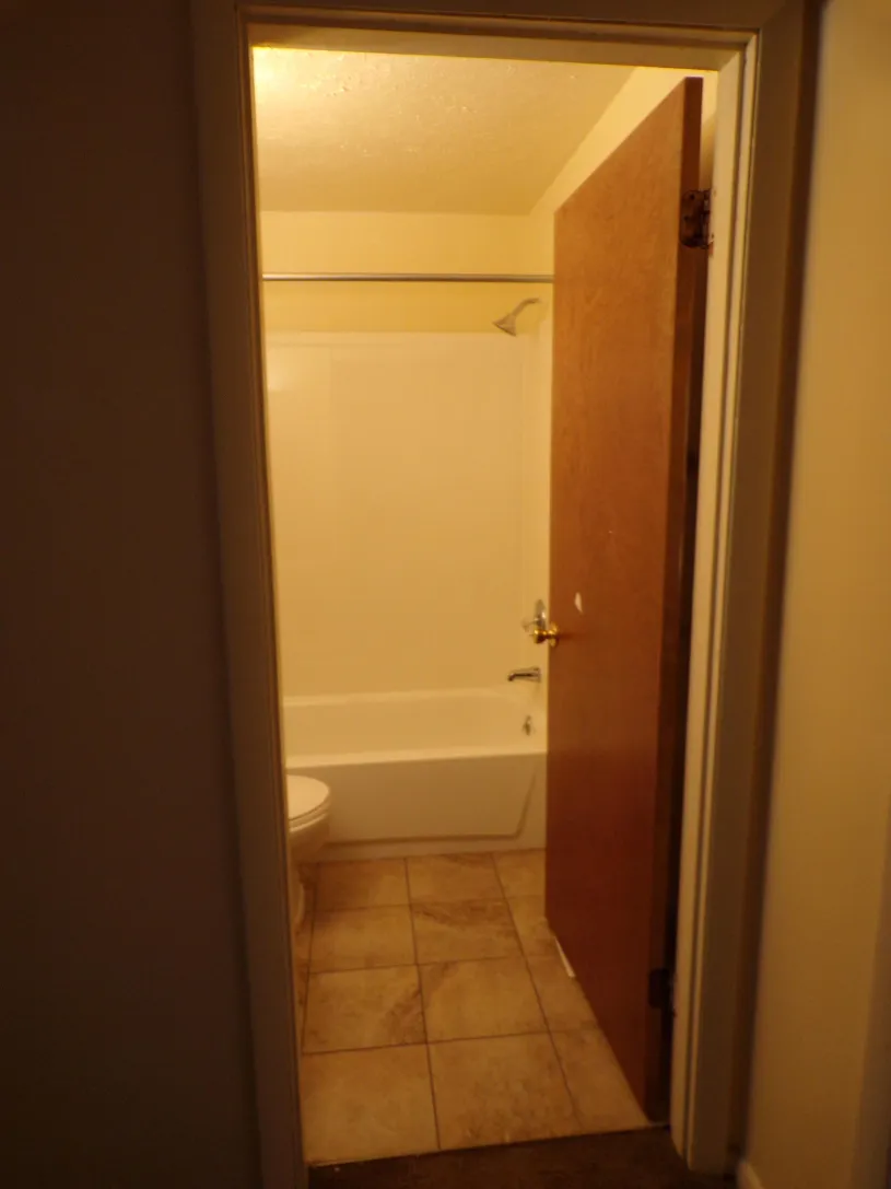159 E Lane Ave Apt C