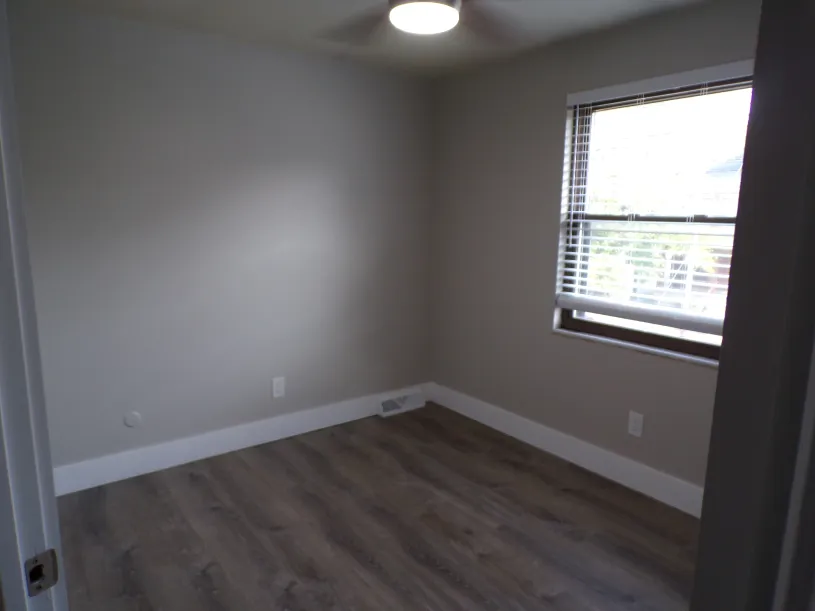 71 W 10th Ave Apt A