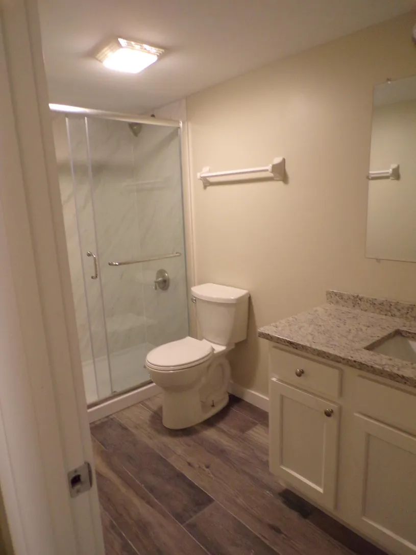 30 E Lane Ave Apt 105 ~ Renovated 