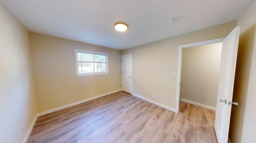 101 E Lane Ave Apt E