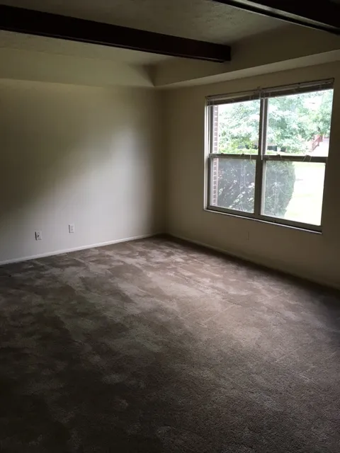 101 E Lane Ave