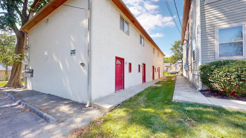 101 E Lane Ave Apt E