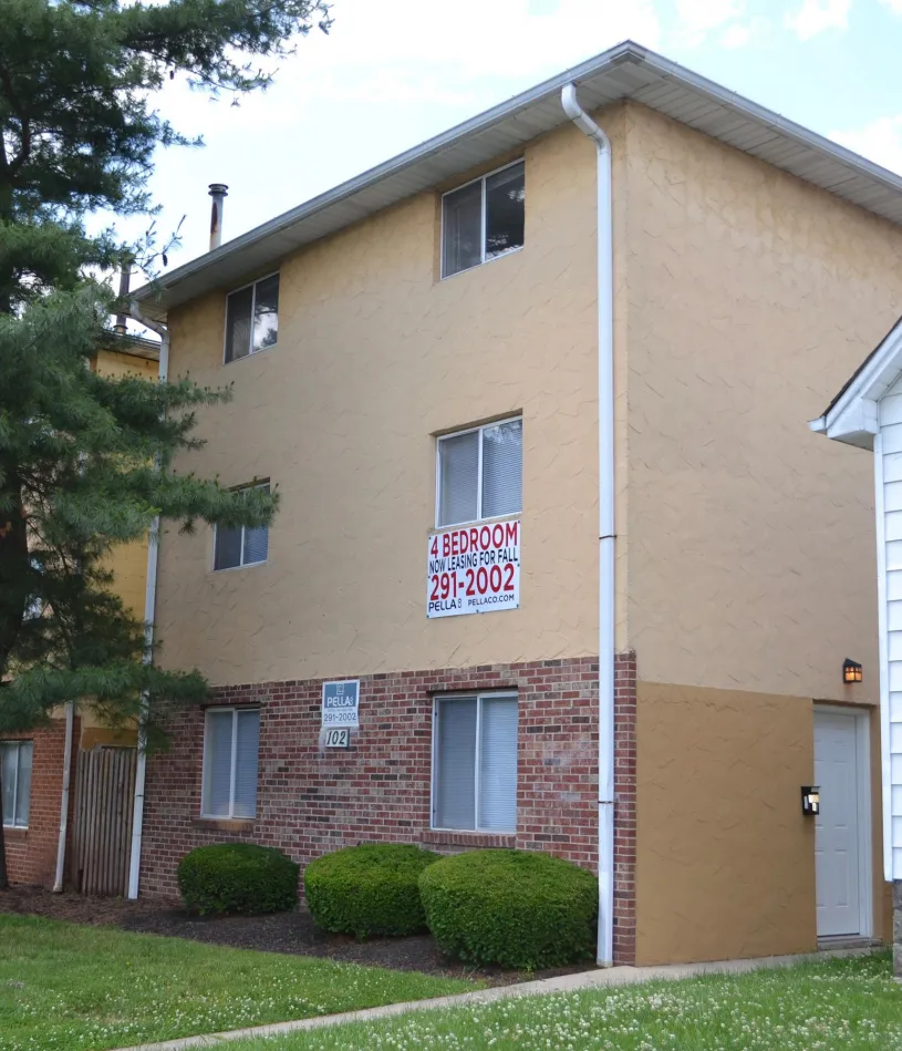 102-106 W. Norwich Ave