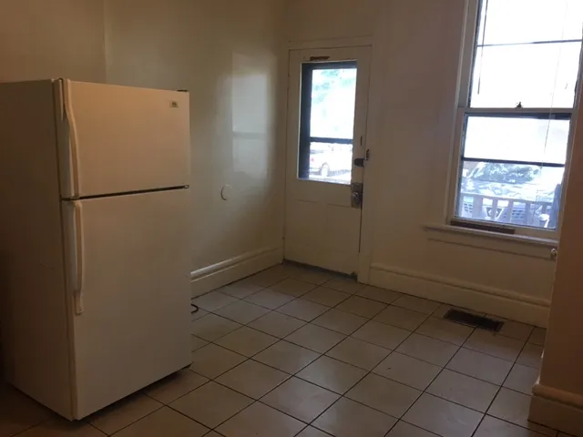 103-105 W 10th Ave
