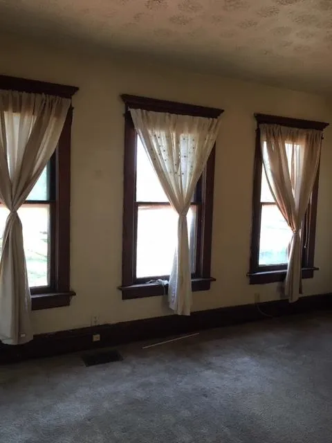 103-105 W 10th Ave Apt B