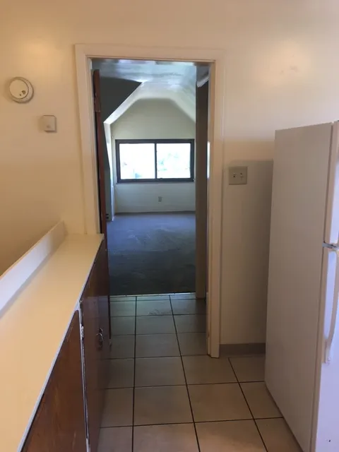 103 W 10th Ave Apt C