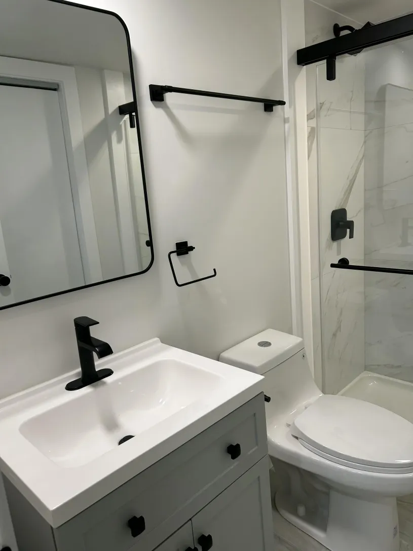 104 W Lane Ave apt C and D