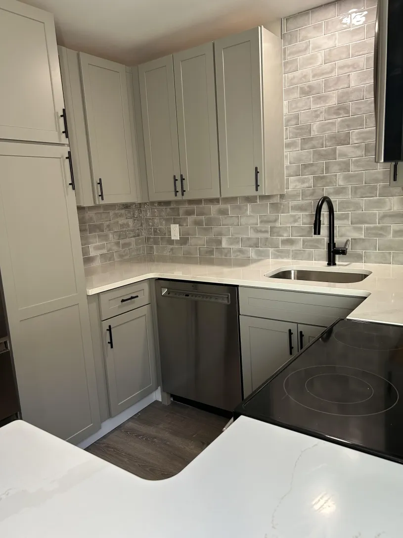 104 W Lane Ave apt C and D