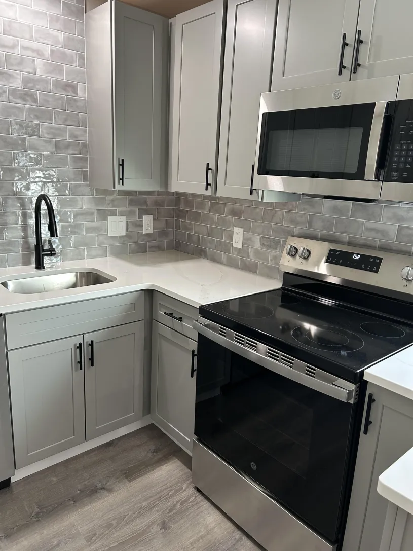 104 W Lane Ave apt C and D