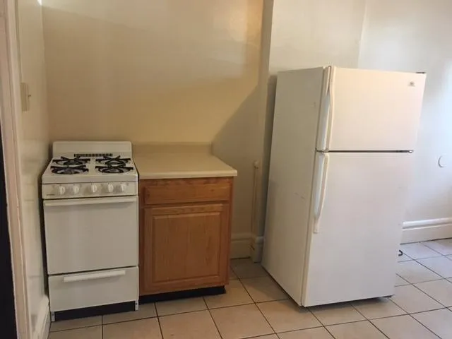 105 W 10th Ave Apt A