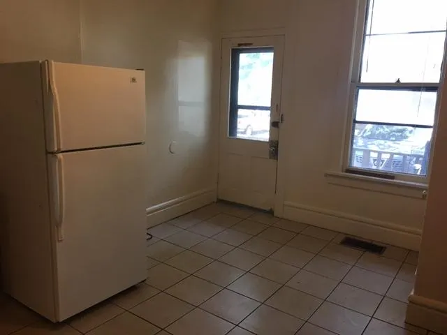 105 W 10th Ave Apt A