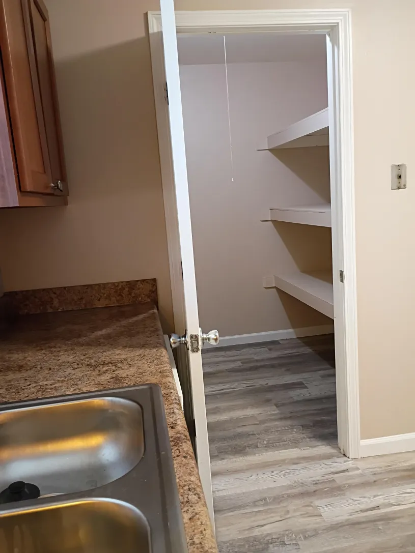 106 W Dodridge St Apt D