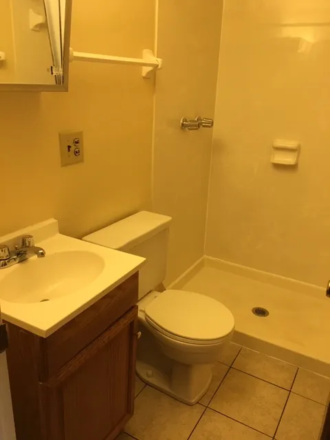 106 W. Norwich Ave